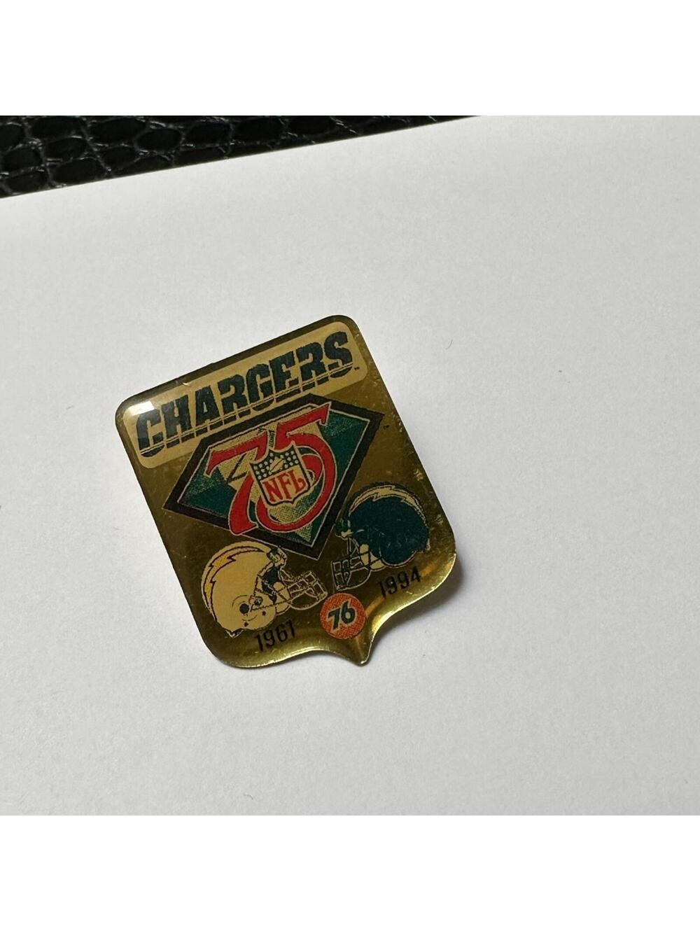 Vintage Lapel Pin NFL San Diego Chargers Unocal 76 1961-1994 Tack Lapel Pin